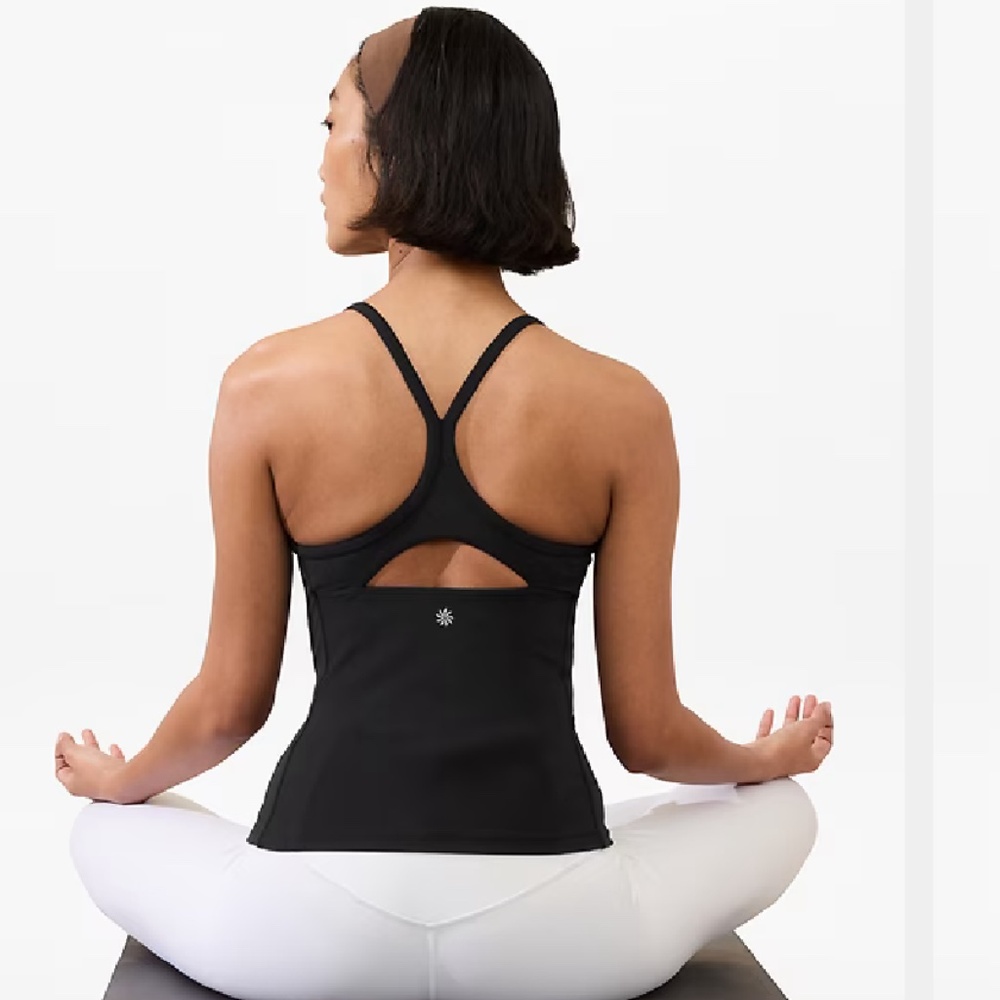 NWT Athleta Vital Built-In Bra Tank Top - Black - Size Small